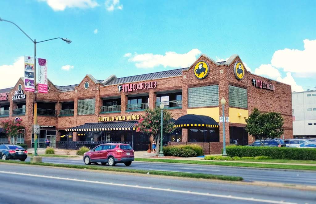 Buffalo Wild Wings | meal takeaway | 4140 Lemmon Ave Suite 176, Dallas, TX 75219, USA | 2145207067 OR +1 214-520-7067