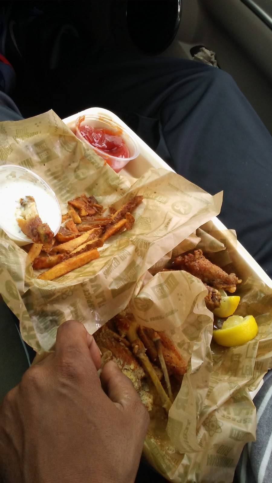 Wingstop | restaurant | 3855 Aramingo Ave, Philadelphia, PA 19137, USA | 2152889464 OR +1 215-288-9464