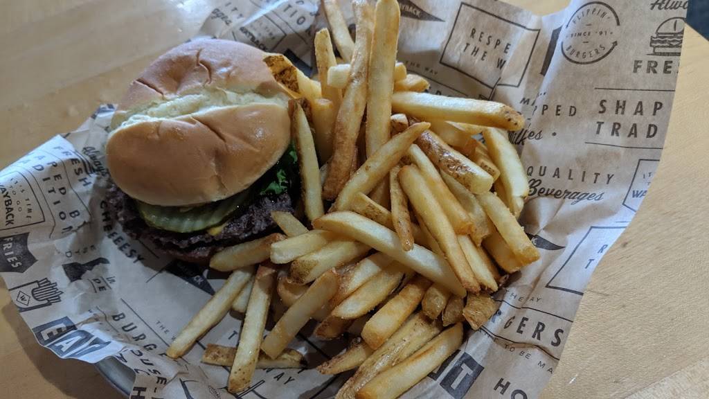 Wayback Burgers | restaurant | 568 W Main St, Middletown, DE 19709, USA | 3024641030 OR +1 302-464-1030