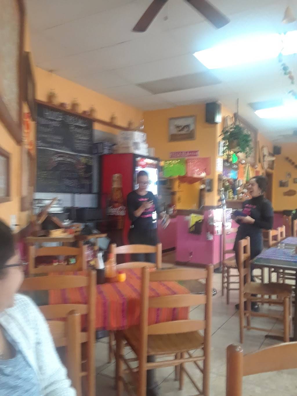 Mariscos Marisol | restaurant | 25020 Blanco Rd # 172, San Antonio, TX 78260, USA | 2102909800 OR +1 210-290-9800