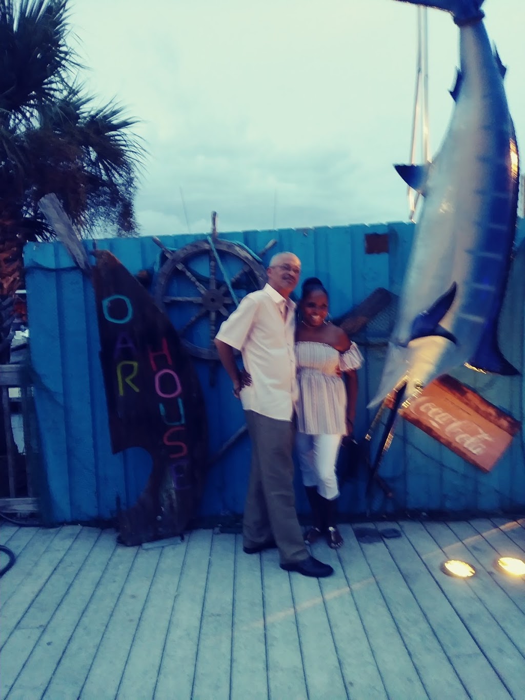 The Oaks Restaurant and Lounge | restaurant | 799-1313 Duncan Rd, Pensacola, FL 32508, USA | 8504523859 OR +1 850-452-3859