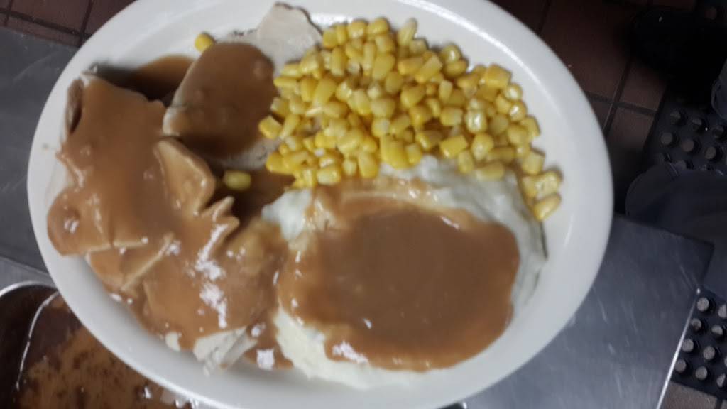 Graces Restaurant | restaurant | 1678 Meriden-Waterbury Turnpike, Milldale, CT 06467, USA | 8606285540 OR +1 860-628-5540