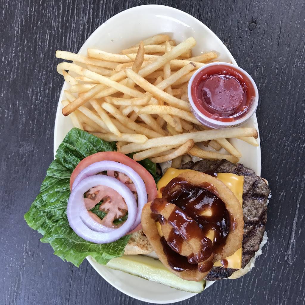 Saint Danes Bar & Grille | restaurant | 502 Elgin St, Houston, TX 77006, USA | 7138077040 OR +1 713-807-7040