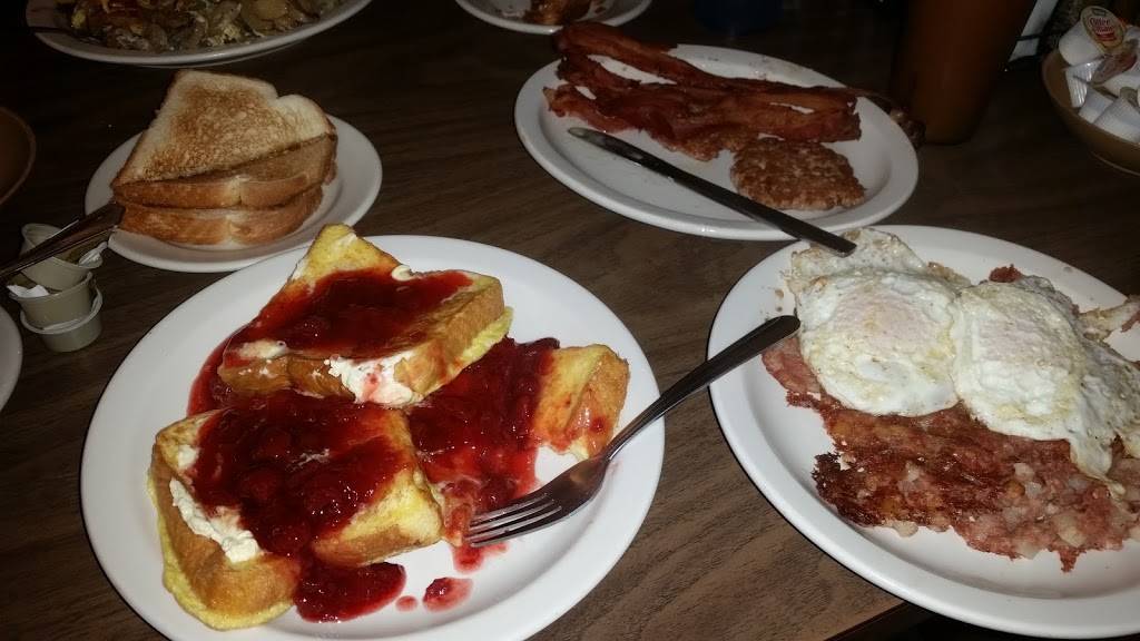 Jennys Amsden House Restaurant | restaurant | 116 E Main St, Bellevue, OH 44811, USA | 4194835650 OR +1 419-483-5650