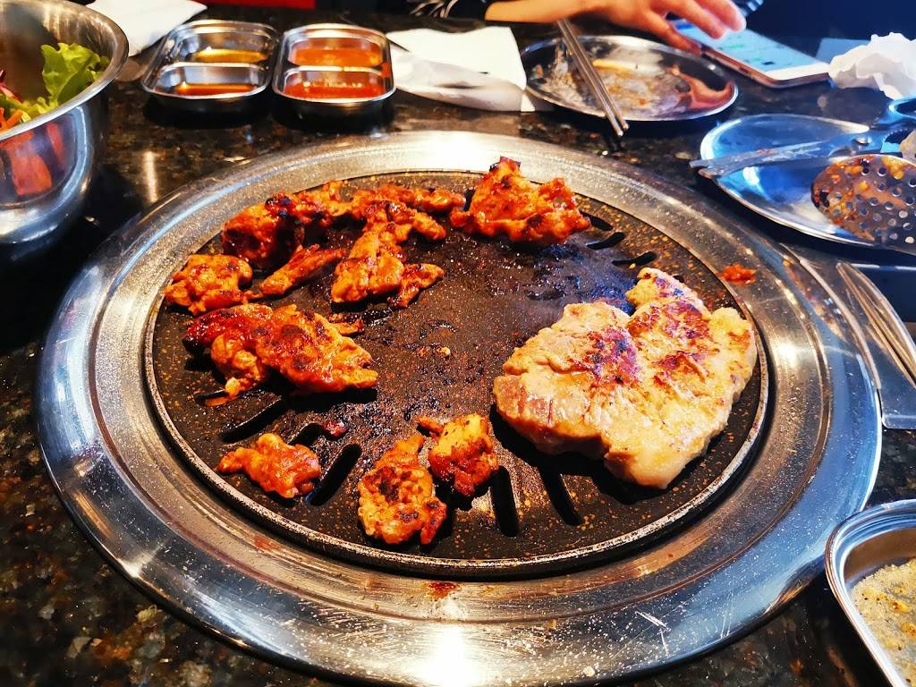 Iron Age Korean Steakhouse | restaurant | 1265 N Milwaukee Ave, Chicago, IL 60622, USA | 7736977622 OR +1 773-697-7622