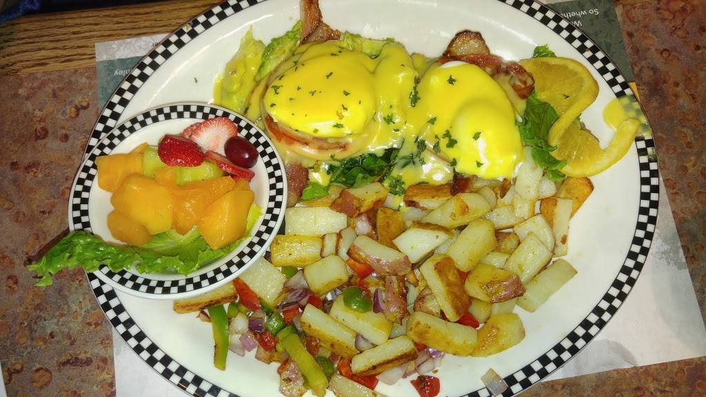 Black Bear Diner | restaurant | 2700 El Centro Rd, Sacramento, CA 95833, USA | 9166412327 OR +1 916-641-2327