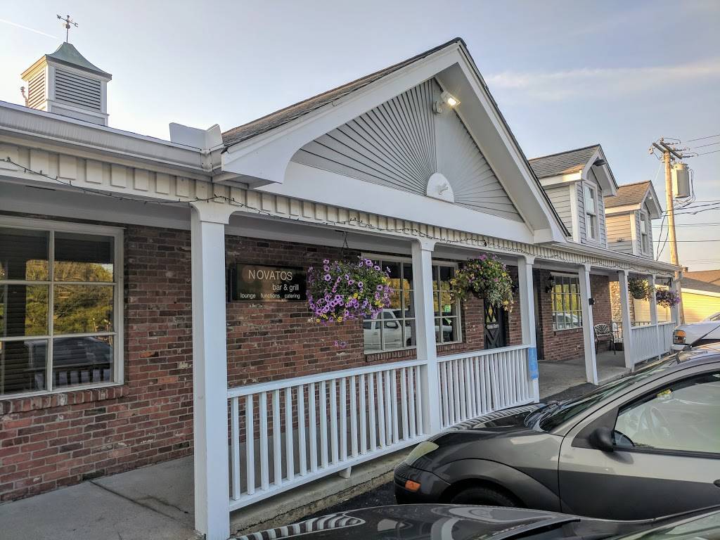 Novatos Bar and Grill | restaurant | 218 Dedham St, Norfolk, MA 02056, USA | 5083845122 OR +1 508-384-5122