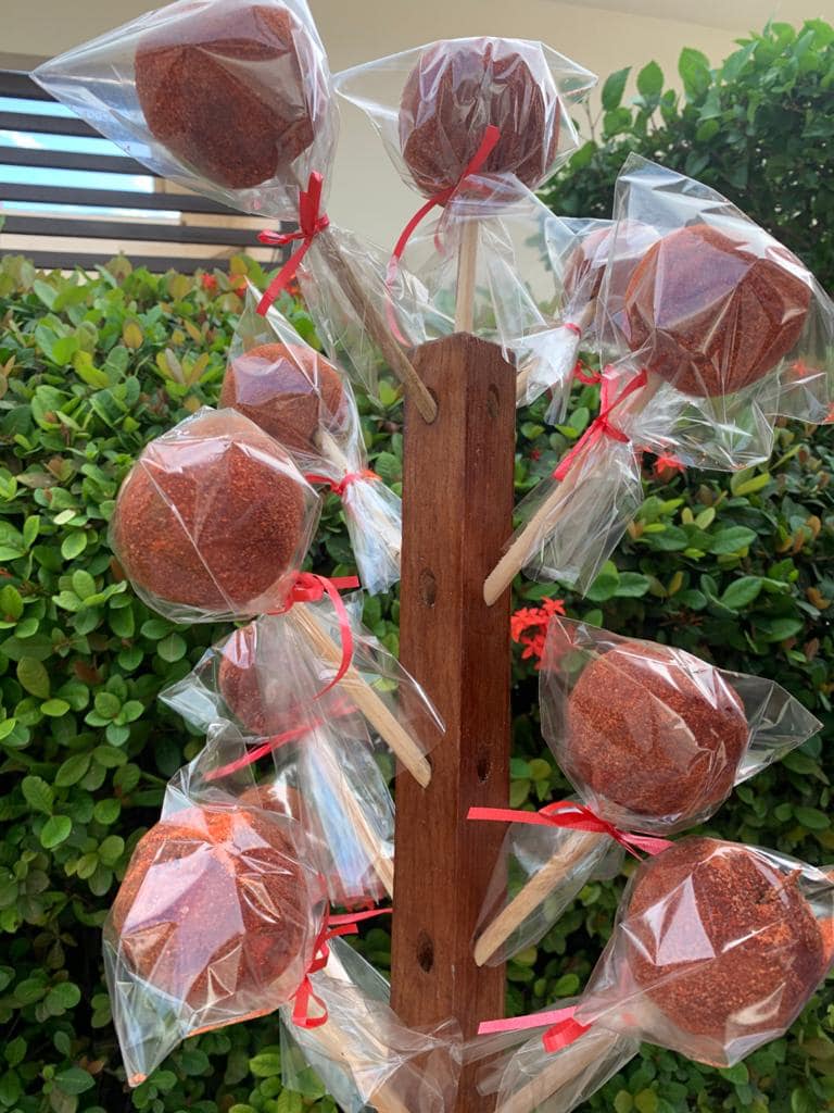 Mis Bocaditos Cali | meal takeaway | 41872 Royal Palm Dr, Hemet, CA 92544, USA | 9513810989 OR +1 951-381-0989