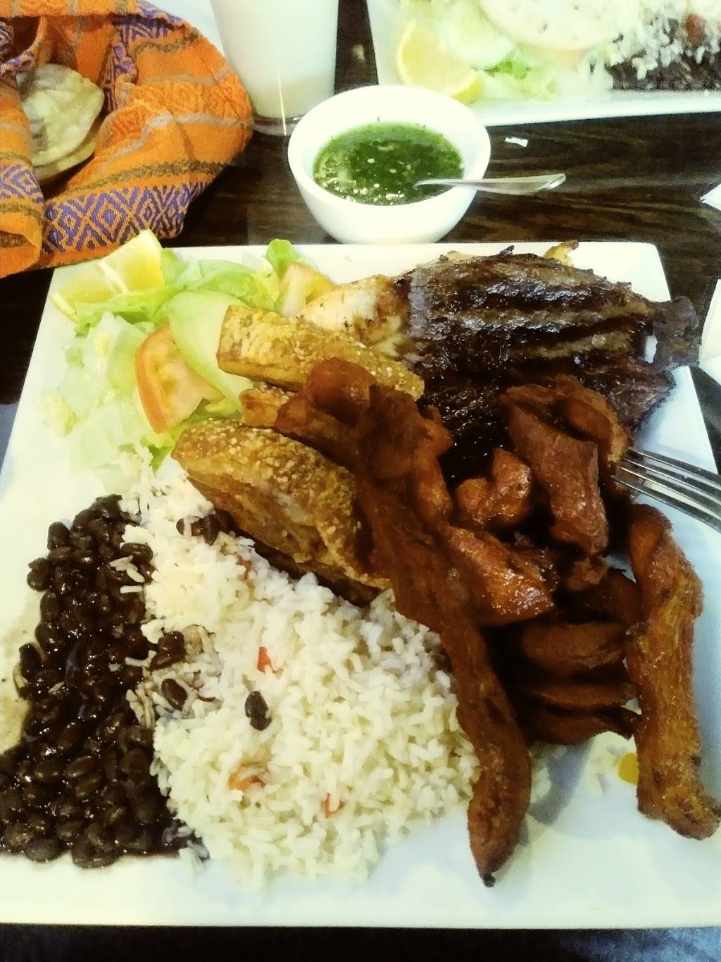 Panaderia & Restaurante El Paisano | restaurant | 6700, 930 Plainfield St, Johnston, RI 02919, USA | 4019446795 OR +1 401-944-6795