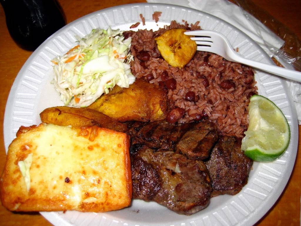 La Hormiga De Oro | restaurant | 18530 NW 67th Ave, Hialeah, FL 33015, USA | 3058193018 OR +1 305-819-3018