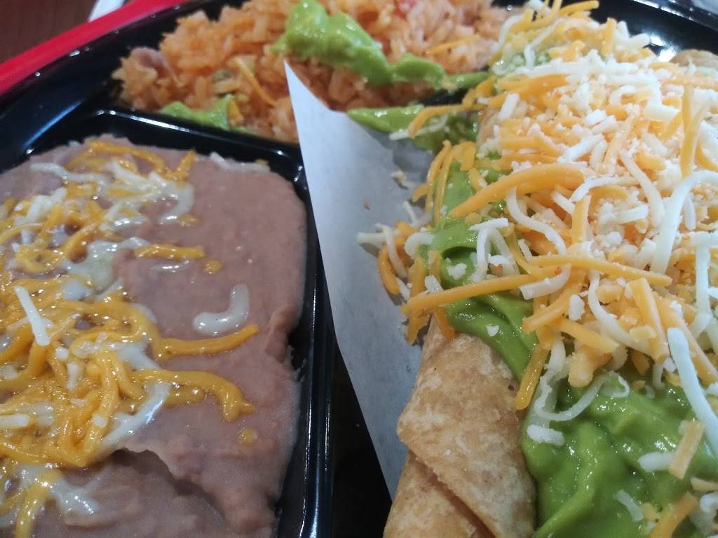 ALBERTOS | restaurant | 1127 S Sanderson Ave, Hemet, CA 92545, USA | 9516586770 OR +1 951-658-6770