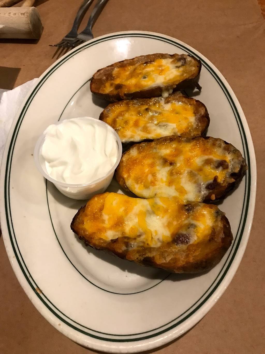 Bayside Inn | restaurant | 1246 Mayo Rd, Edgewater, MD 21037, USA | 4109562722 OR +1 410-956-2722