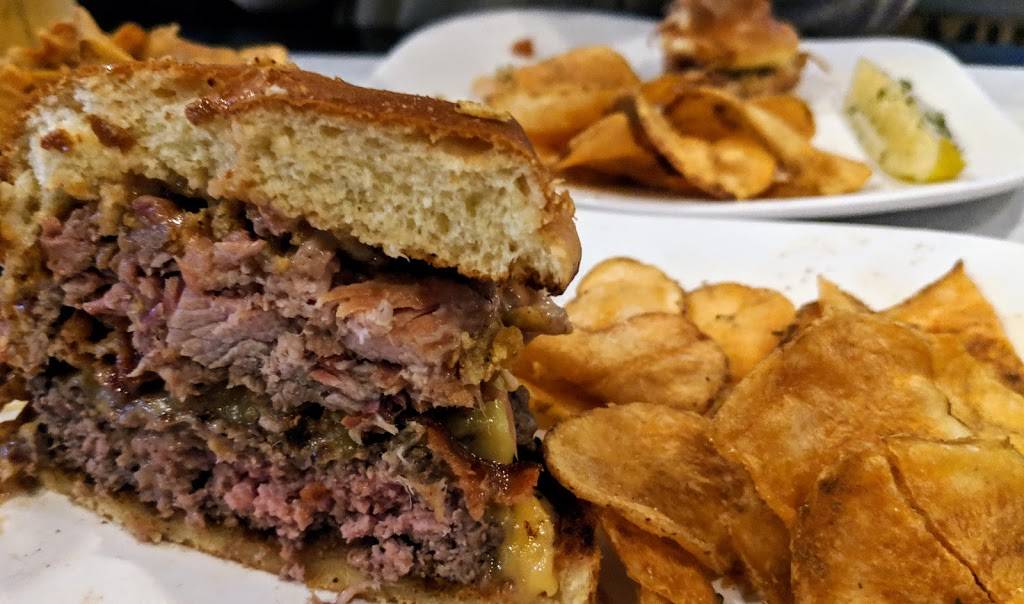 Prime Time Pub and Grill | restaurant | 8177 Bell Oaks Dr, Newburgh, IN 47630, USA | 8124900655 OR +1 812-490-0655