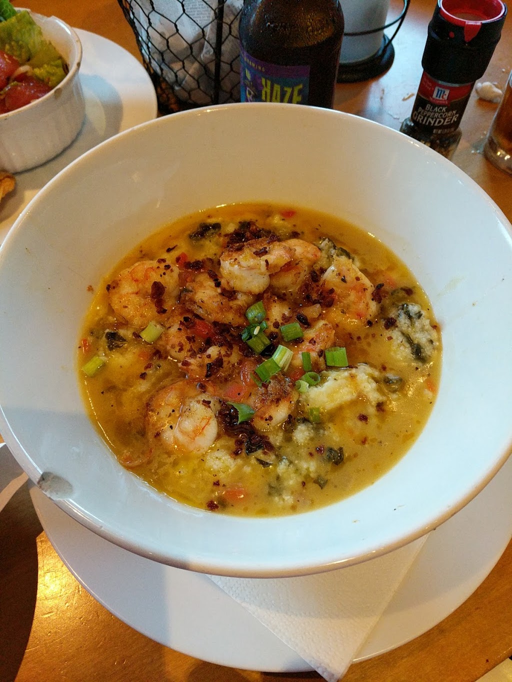 Nautilus Seafood & Grill | restaurant | 2045 Boundary St, Beaufort, SC 29902, USA | 8433792253 OR +1 843-379-2253