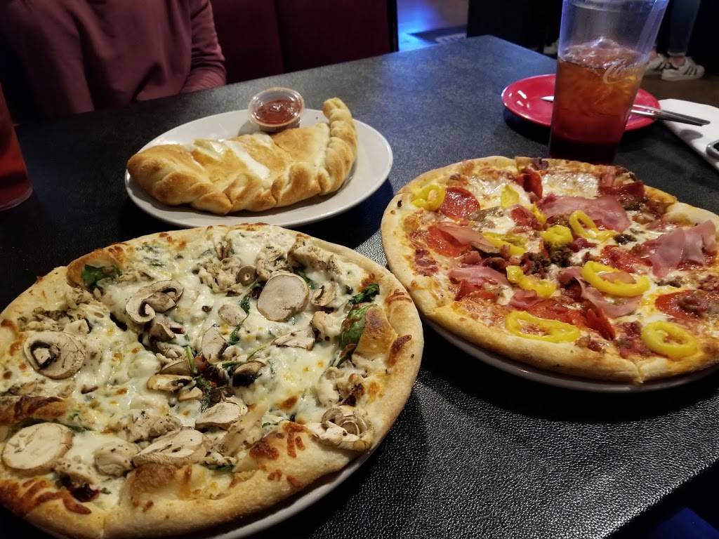 The Mill House | restaurant | 237 Maxwell Ave, Greenwood, SC 29646, USA | 8643230321 OR +1 864-323-0321