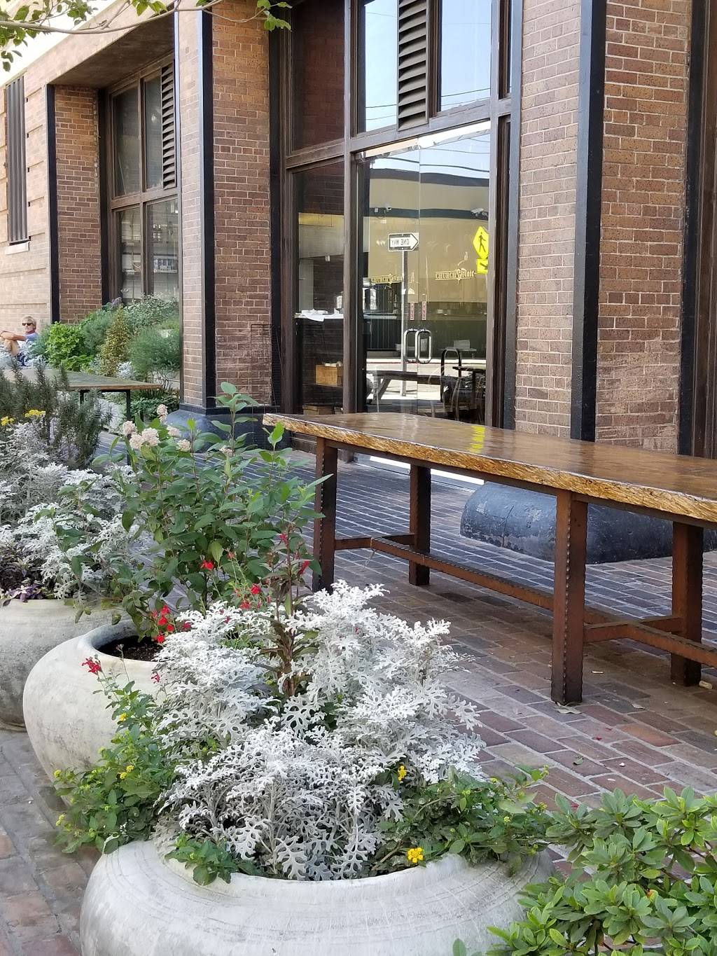 Church & State Bistro | restaurant | 1850 Industrial St, Los Angeles, CA 90021, USA | 2134051434 OR +1 213-405-1434