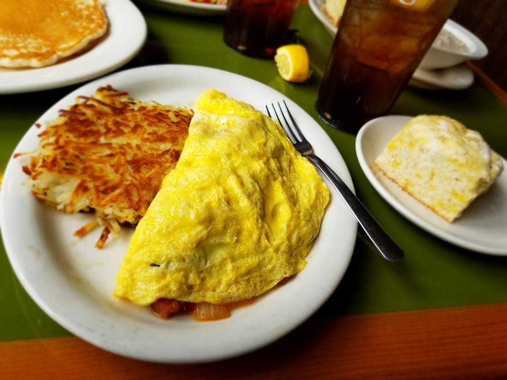 The Ultimate Omelet House | restaurant | 1435 S Ridgewood Ave, Daytona Beach, FL 32114, USA | 3862552006 OR +1 386-255-2006