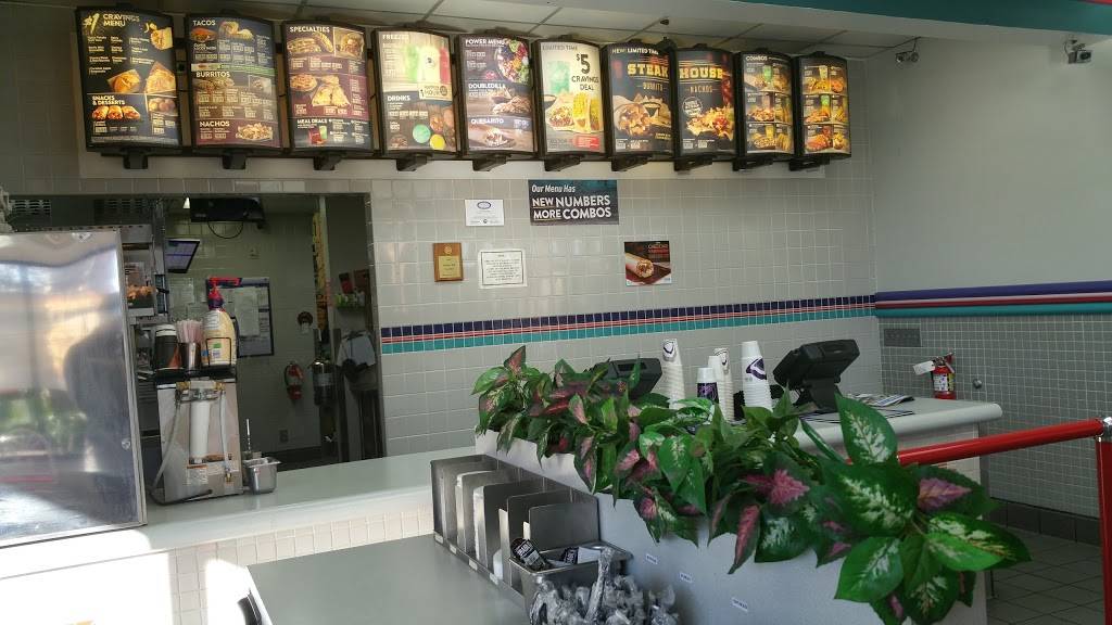 Taco Bell | meal takeaway | 923 Hopper Ave, Santa Rosa, CA 95403, USA | 7075789419 OR +1 707-578-9419