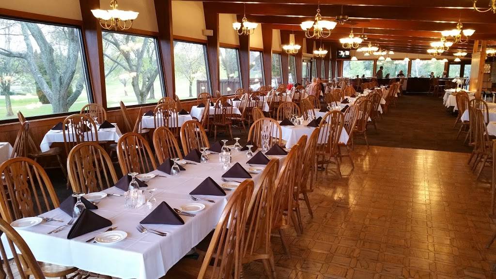 Sheboygan Town & Country Club | restaurant | W1945 Co Rd J, Sheboygan, WI 53083, USA | 9204672509 OR +1 920-467-2509