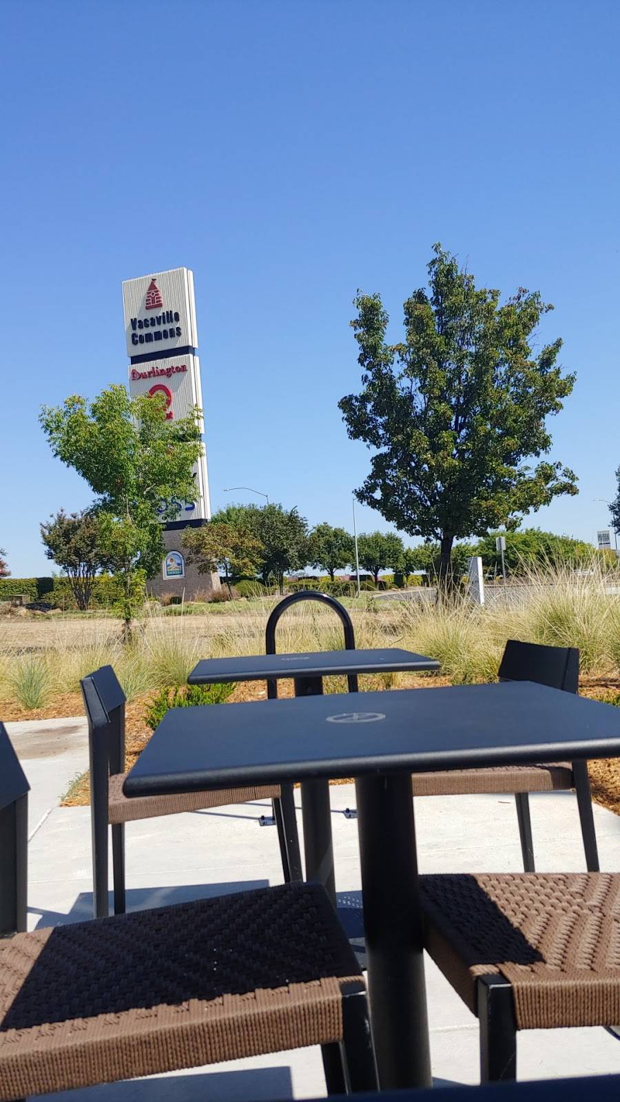 Starbucks | cafe | 180 Nut Tree Pkwy, Vacaville, CA 95687, USA | 7074517838 OR +1 707-451-7838