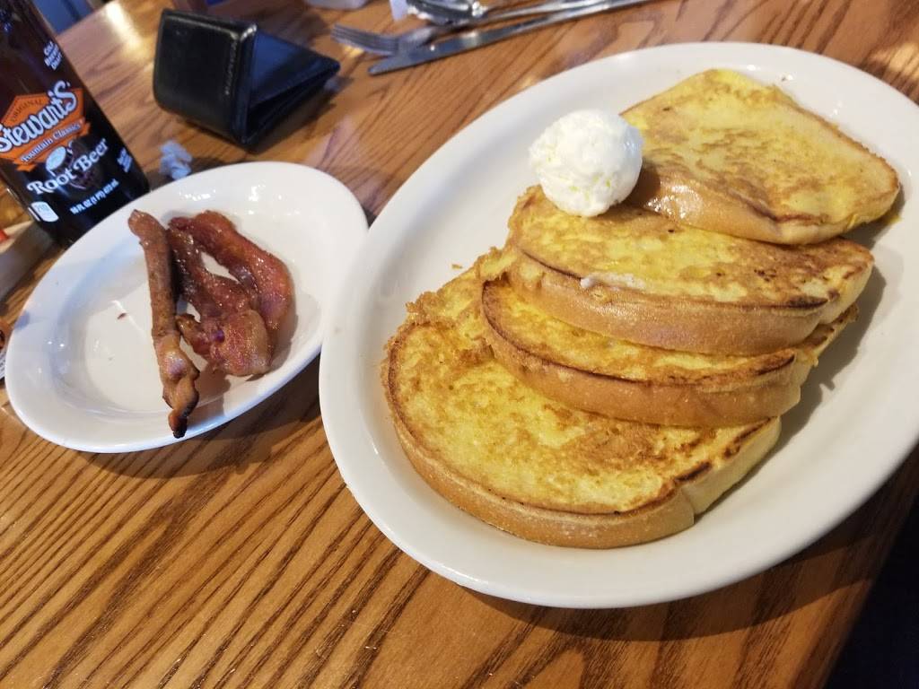 Cracker Barrel Old Country Store | restaurant | 35 S Willowdale Dr Ste 1822, Lancaster, PA 17602, USA | 7172908100 OR +1 717-290-8100