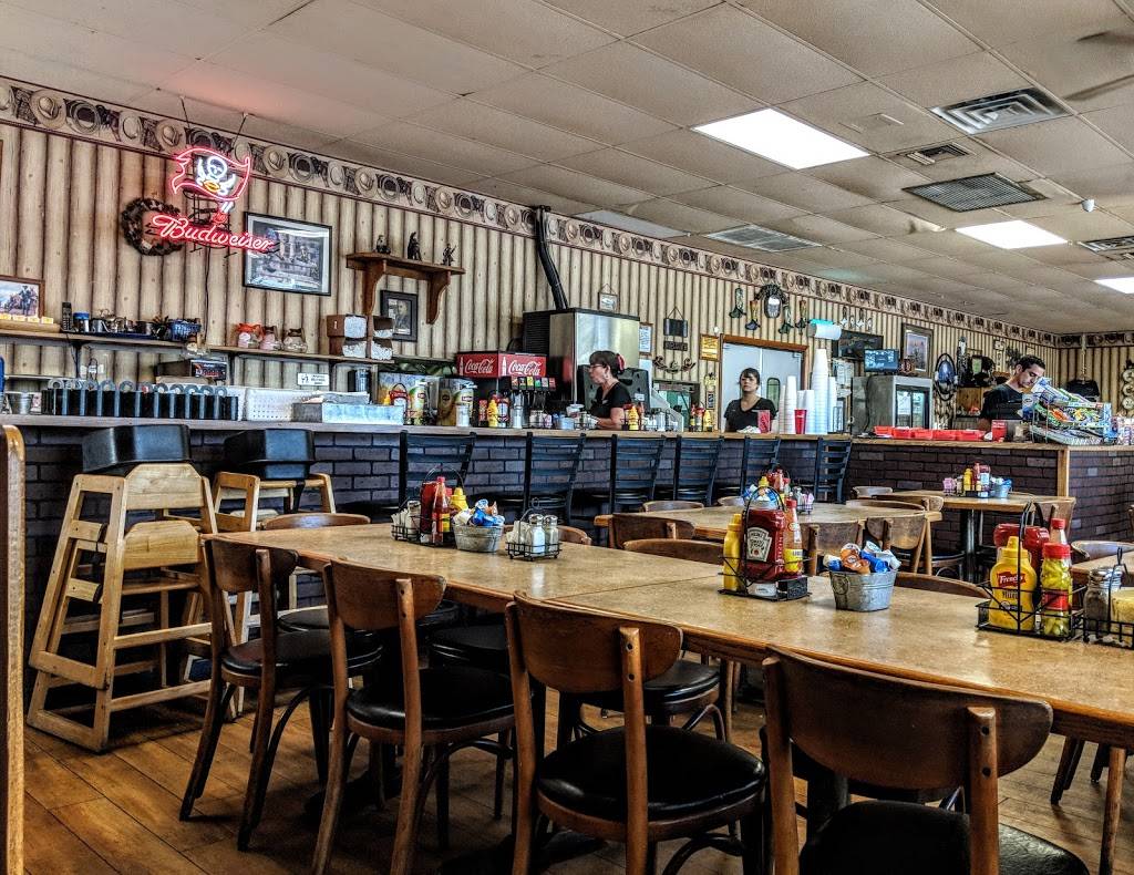 Snellgroves | restaurant | 109 S Collins St, Plant City, FL 33563, USA | 8137523652 OR +1 813-752-3652