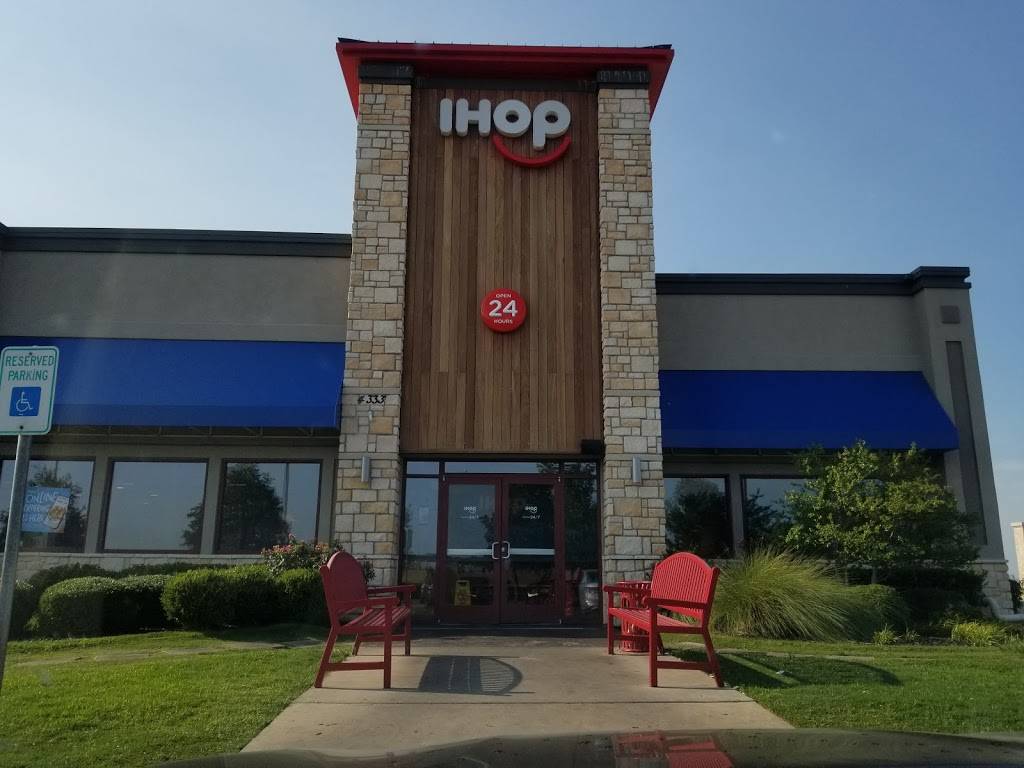 IHOP | restaurant | 4333 Dallas Fort Worth Turnpike, Dallas, TX 75211, USA | 2146344467 OR +1 214-634-4467