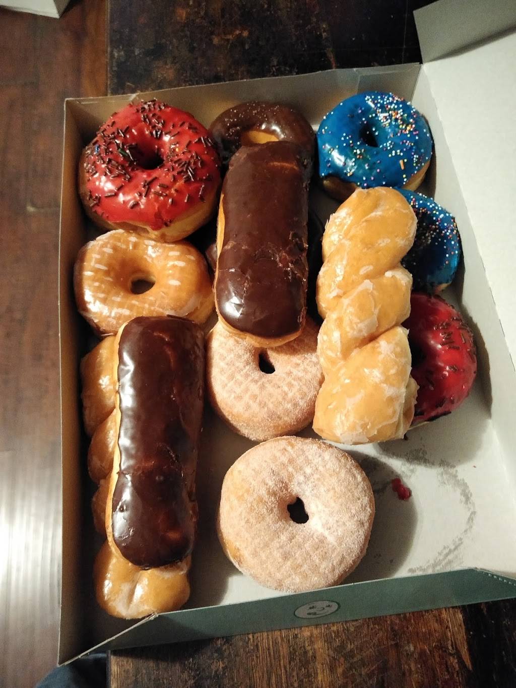 Yum Yum | cafe | 1608 Hoover St, Los Angeles, CA 90006, USA | 2137454460 OR +1 213-745-4460