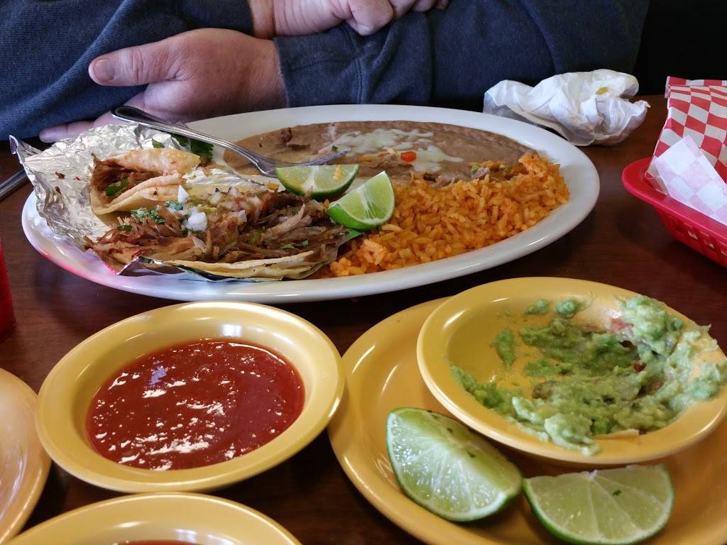 Sergios Taqueria | restaurant | 1870 US-54 BUS, Lake Ozark, MO 65049, USA | 5736931771 OR +1 573-693-1771