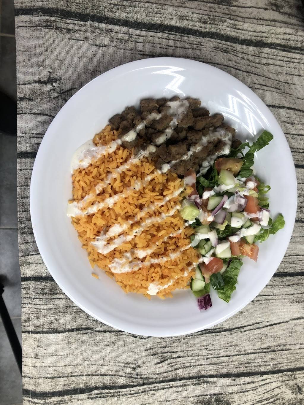 The gyro platter | restaurant | 67 Hoffman Blvd, East Orange, NJ 07017, USA | 8622359020 OR +1 862-235-9020