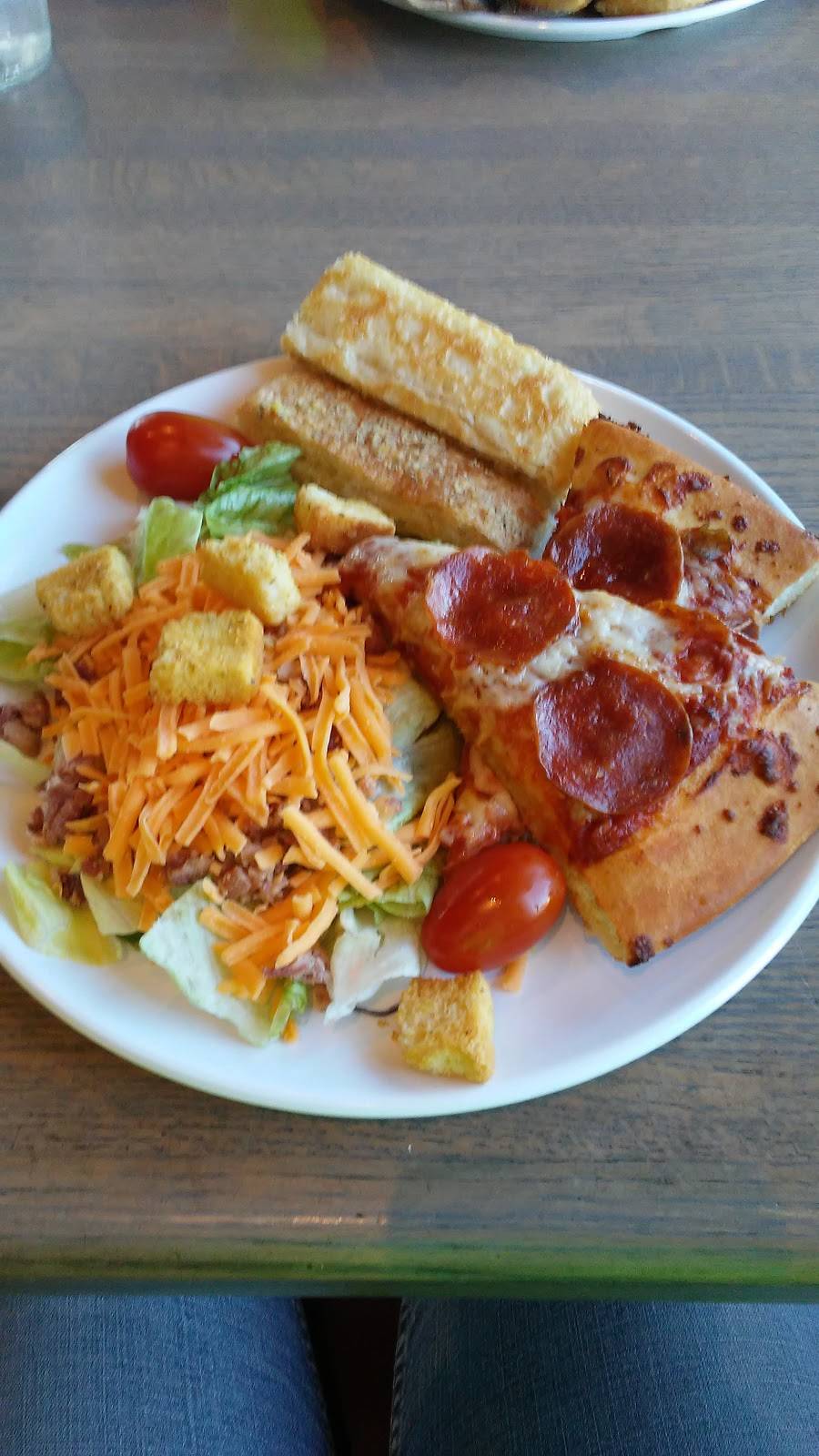 Pizza Hut | restaurant | 726 Scioto St, Urbana, OH 43078, USA | 9376522253 OR +1 937-652-2253