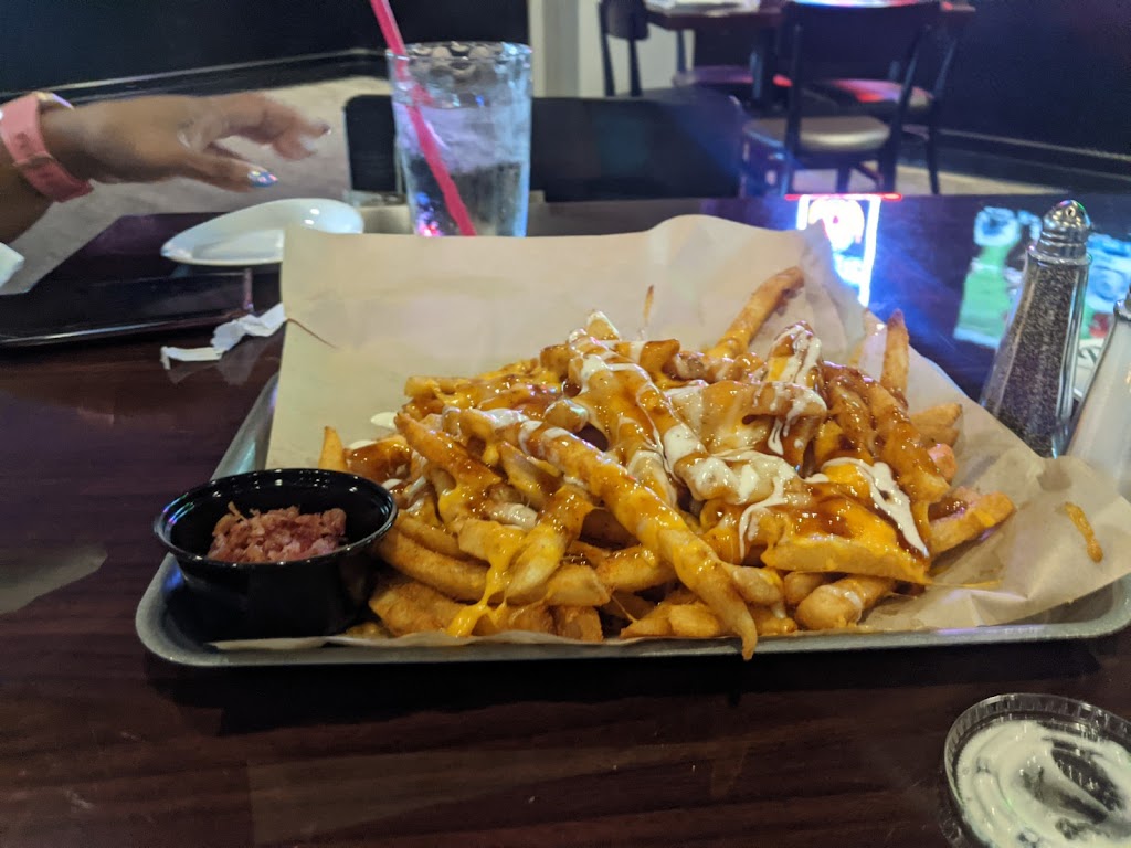 Double Bogey’s Bar & Grill | restaurant | 7401 Market Street, Boardman, OH 44512, USA | 3303022399 OR +1 330-302-2399