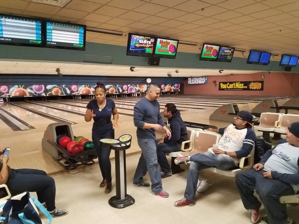 Burr Oak Bowl | meal takeaway | 3030 Burr Oak Ave, Blue Island, IL 60406, USA | 7083892800 OR +1 708-389-2800