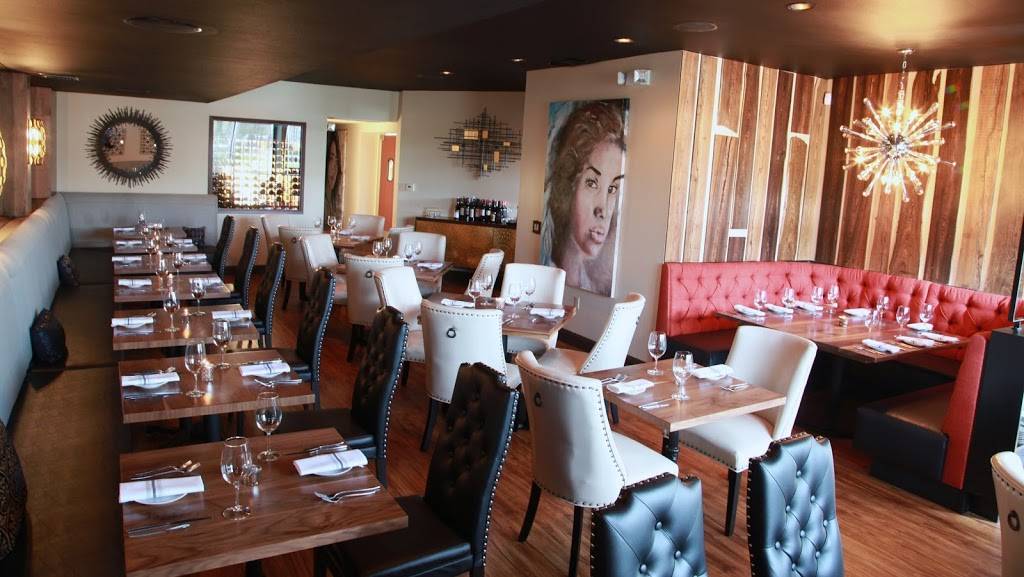 Bellamys Restaurant | night club | 417 W Grand Ave, Escondido, CA 92025, USA | 7607475000 OR +1 760-747-5000