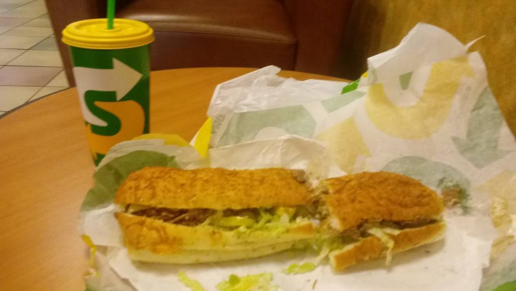 Subway | restaurant | 8058 New La Grange Rd, Lyndon, KY 40222, USA | 5023263118 OR +1 502-326-3118