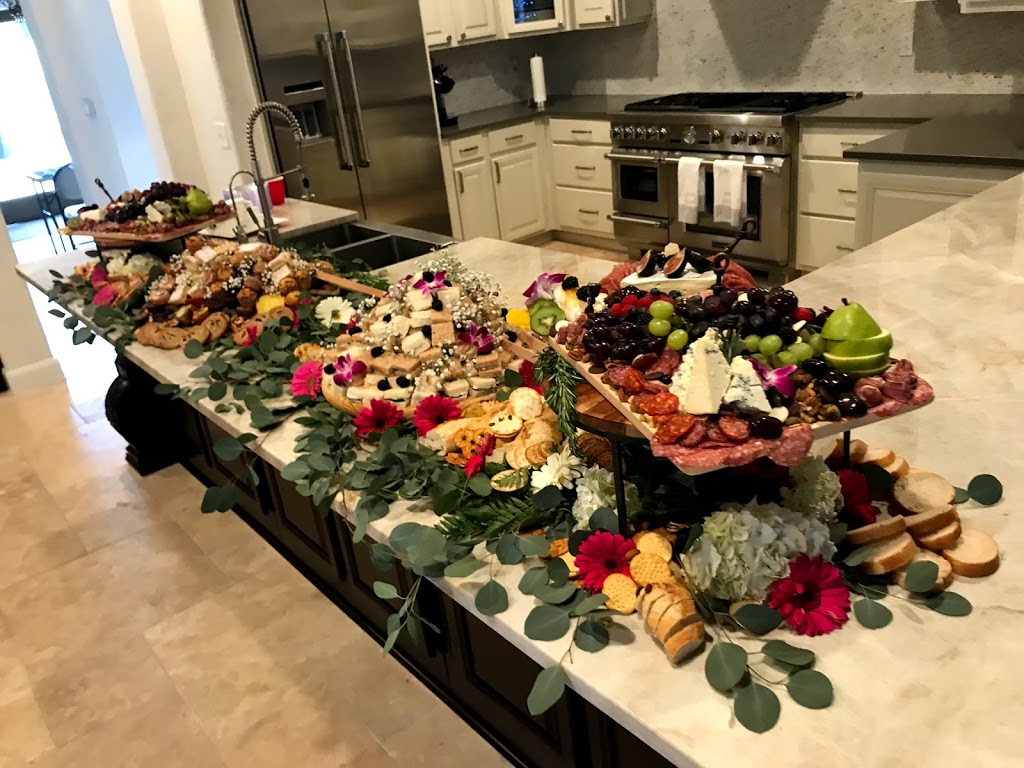 The Board Couple | restaurant | 2218 N Zarzamora St, San Antonio, TX 78201, USA | 2105732100 OR +1 210-573-2100