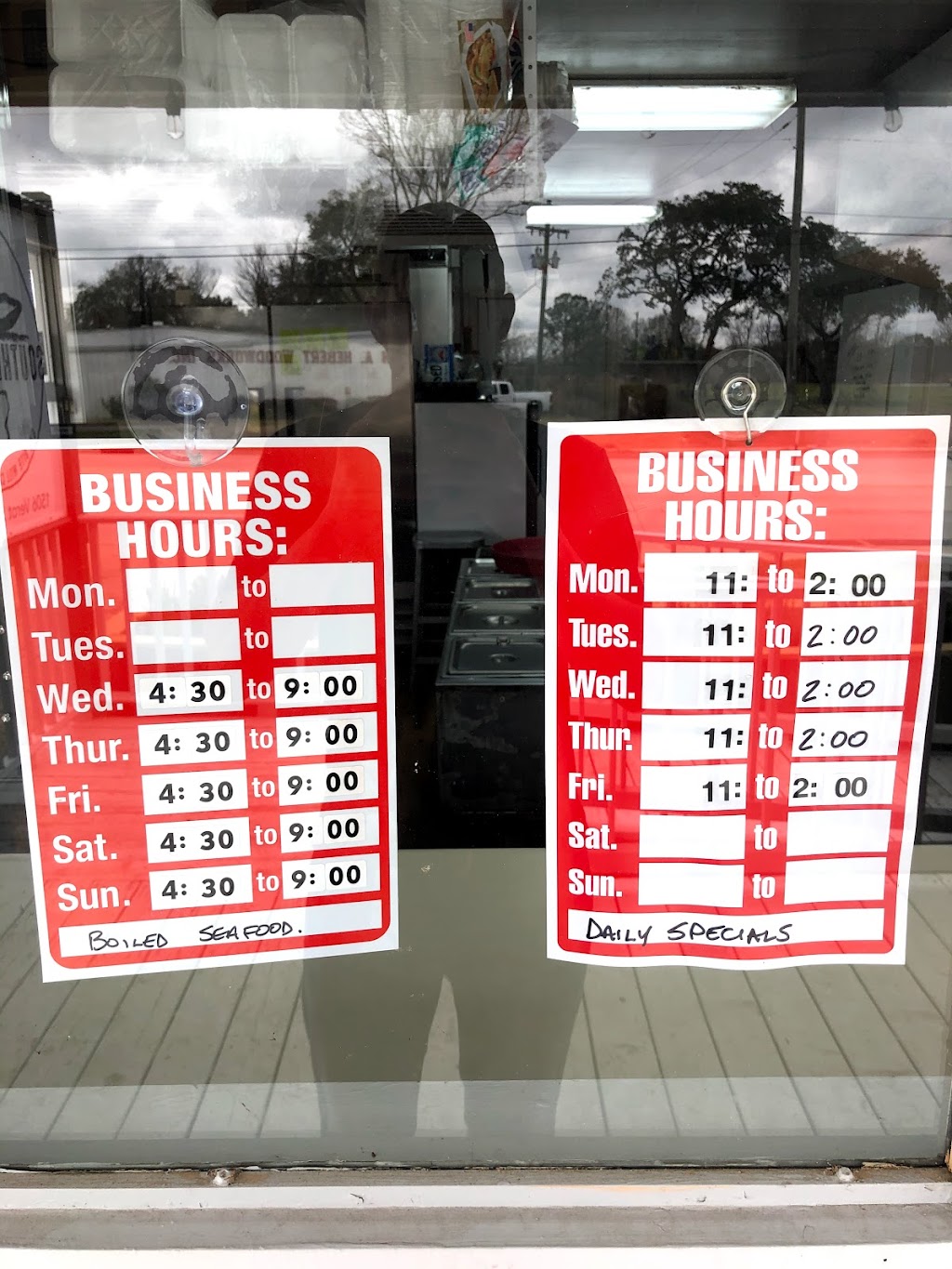 Southern Roux | restaurant | 1506 Verot School Rd, Lafayette, LA 70508, USA | 3375340886 OR +1 337-534-0886