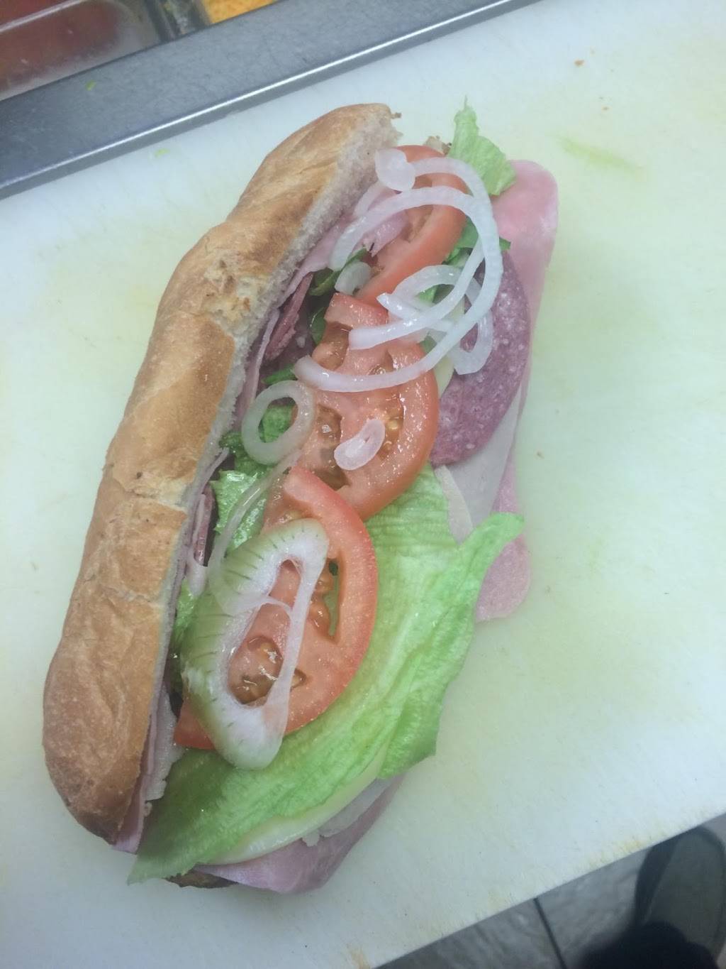 Huckleberrys Shack | meal delivery | 3560 Philips Hwy, Jacksonville, FL 32207, USA | 9043965738 OR +1 904-396-5738