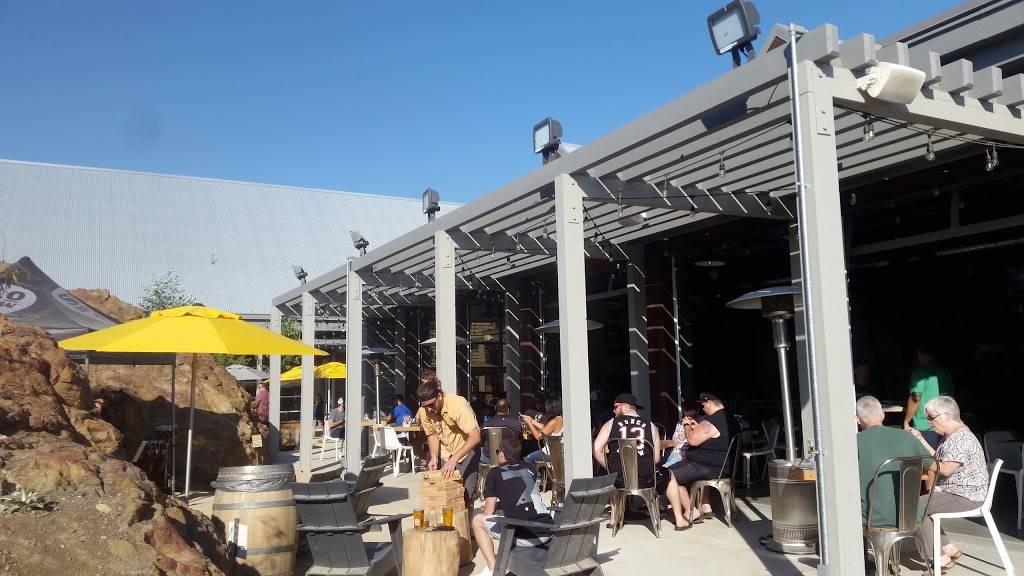 SLO Brew Rock | meal takeaway | 855 Aerovista Ln, San Luis Obispo, CA 93401, USA | 8055431843 OR +1 805-543-1843