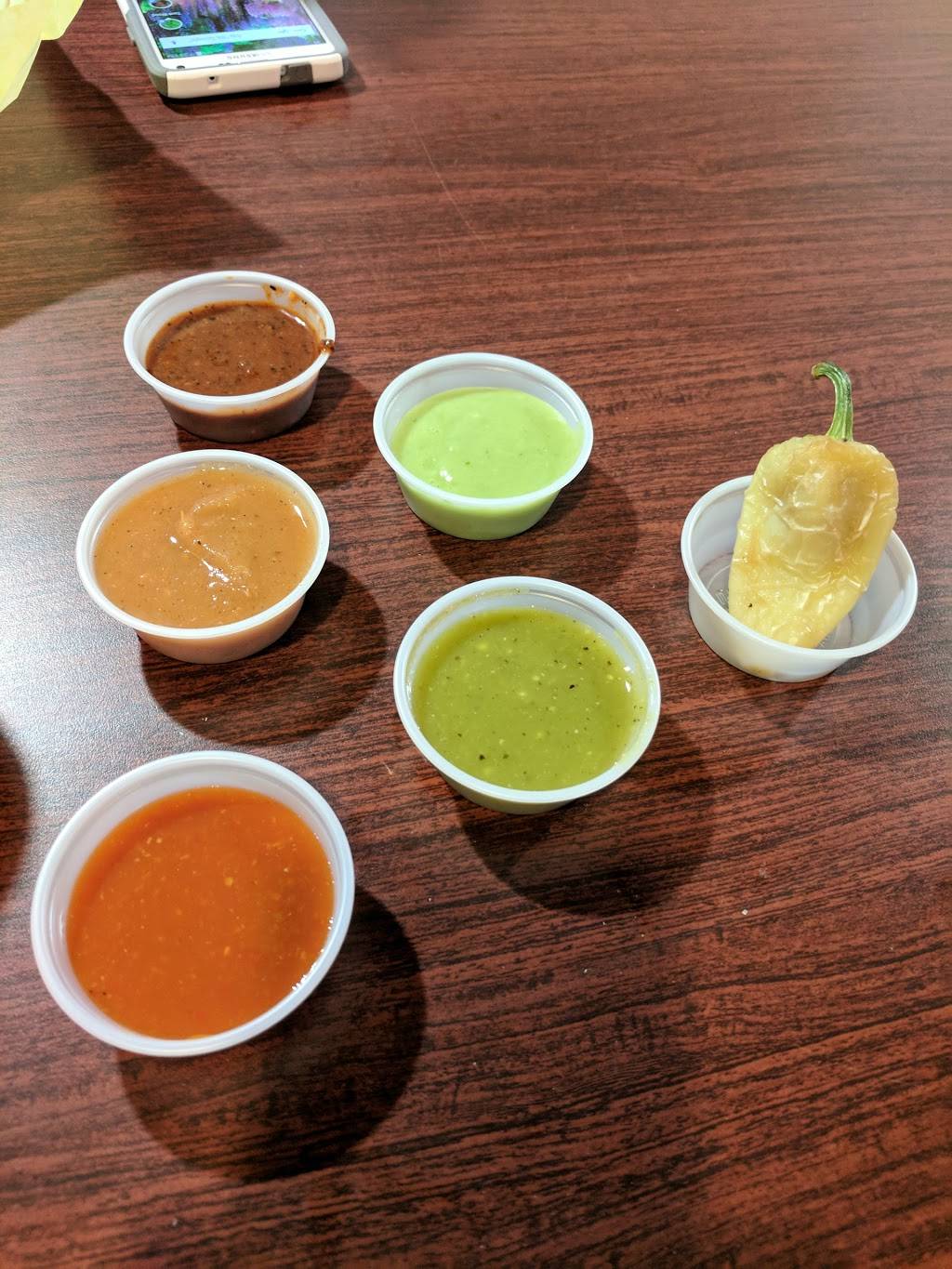 Robertos Taco Shop | restaurant | 1525 Morena Blvd, San Diego, CA 92110, USA | 6192761390 OR +1 619-276-1390