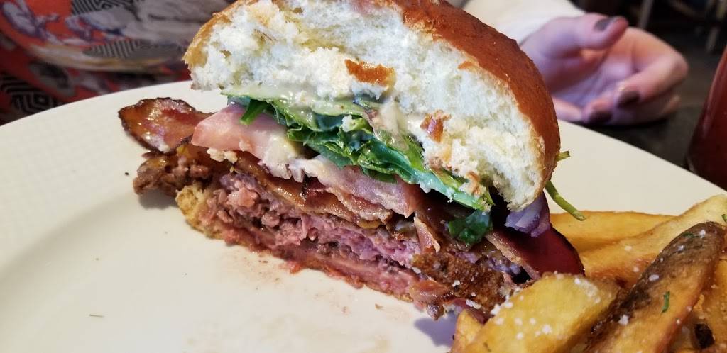 Modern Tavern (The Craftsman by Two Brothers) | restaurant | 16 West Jefferson Avenue, 2nd Floor, Naperville, IL 60540, USA | 6306157100 OR +1 630-615-7100