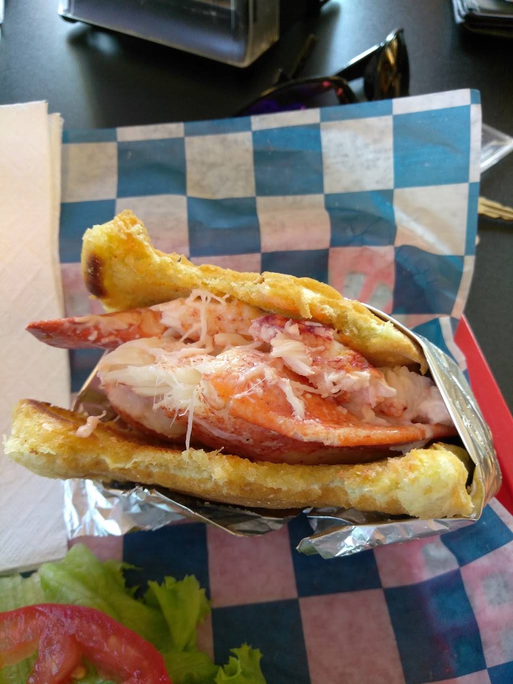 Sanders Fish Market | restaurant | 367 Marcy St, Portsmouth, NH 03801, USA | 6034364568 OR +1 603-436-4568