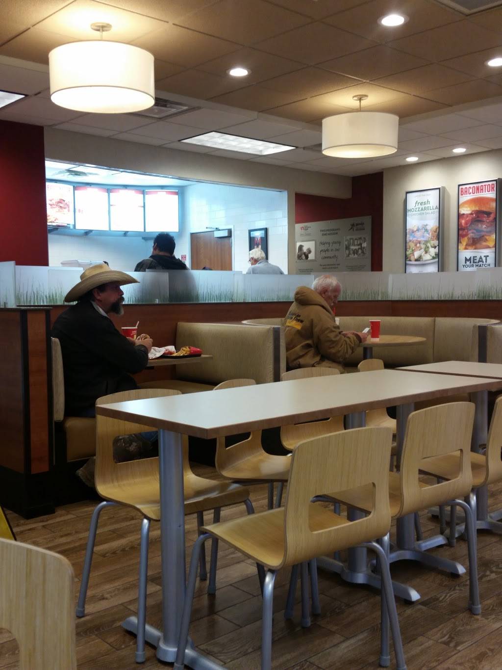 Wendys | restaurant | 3267 W 10th St, Greeley, CO 80634, USA | 9703533227 OR +1 970-353-3227