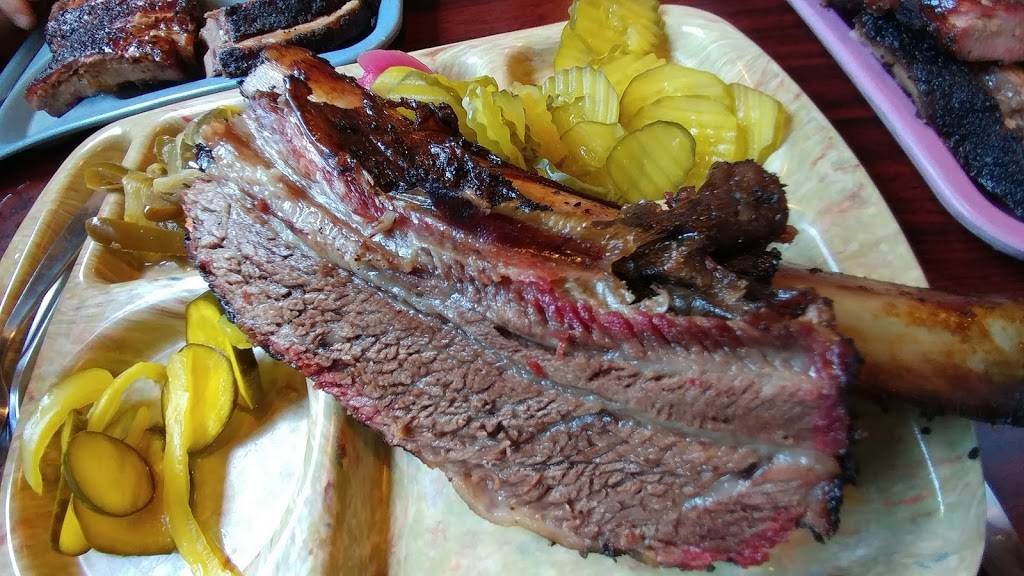Slow Bone BBQ | restaurant | 2234 Irving Blvd, Dallas, TX 75207, USA | 2143777727 OR +1 214-377-7727
