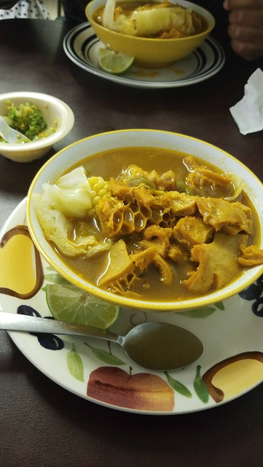 El Salvadoreño Restaurant | restaurant | 8414 Denton Dr, Dallas, TX 75235, USA | 2143663307 OR +1 214-366-3307