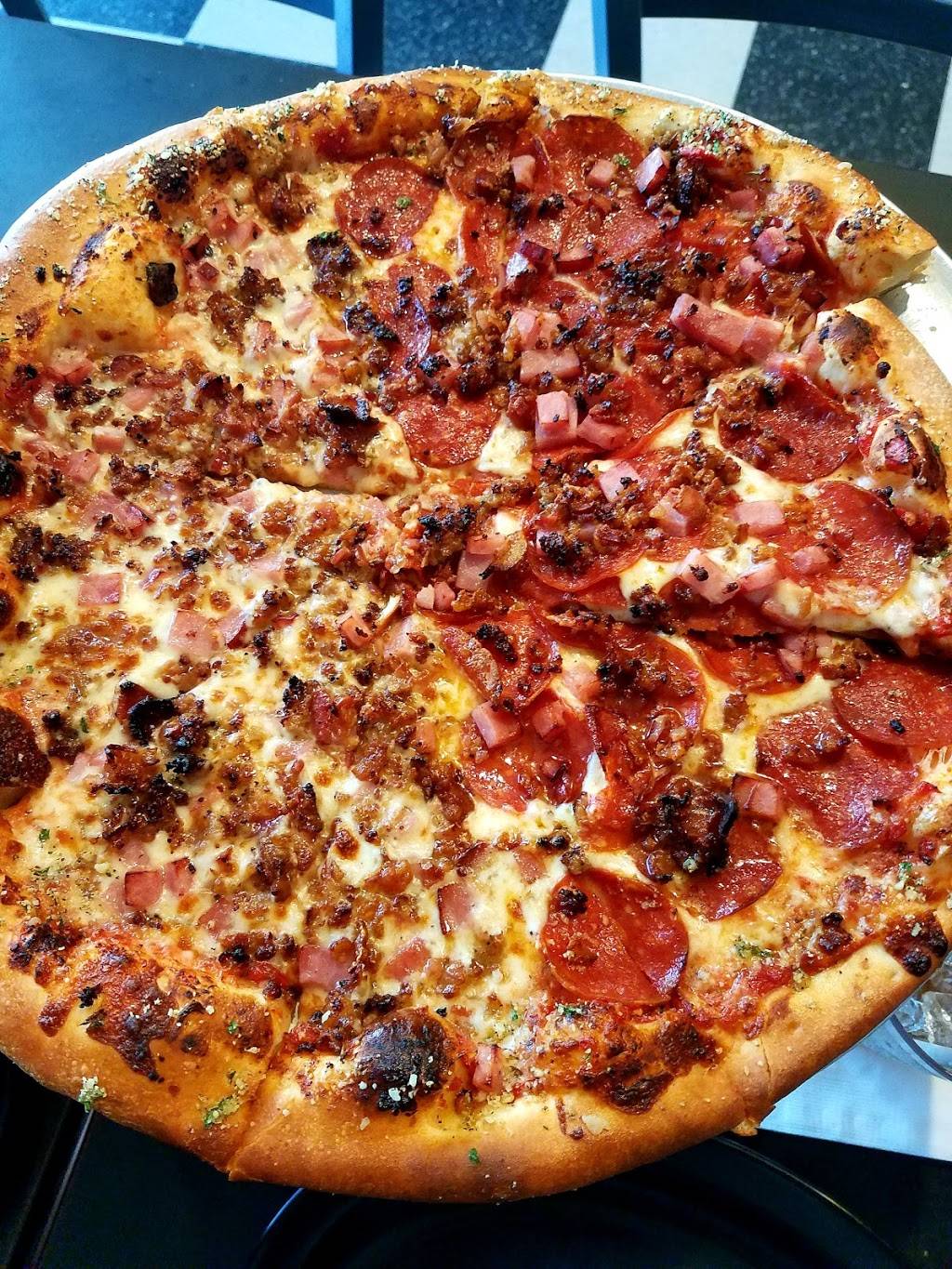 Sammy Joes Pizzeria Cafe | restaurant | 8760 SE 165th Mulberry Ln, The Villages, FL 32162, USA | 3526331949 OR +1 352-633-1949
