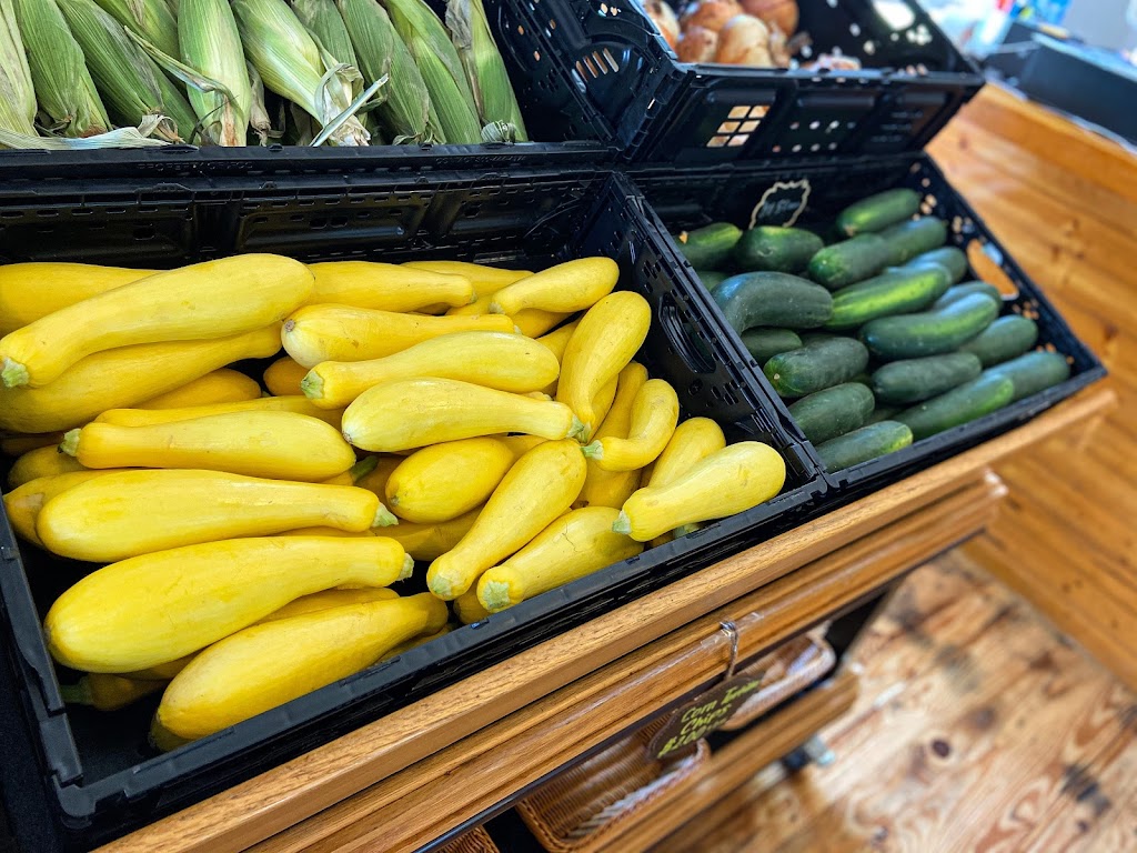 The Farm Stand | restaurant | 27687 US-129, Branford, FL 32008, USA | 3863399443 OR +1 386-339-9443