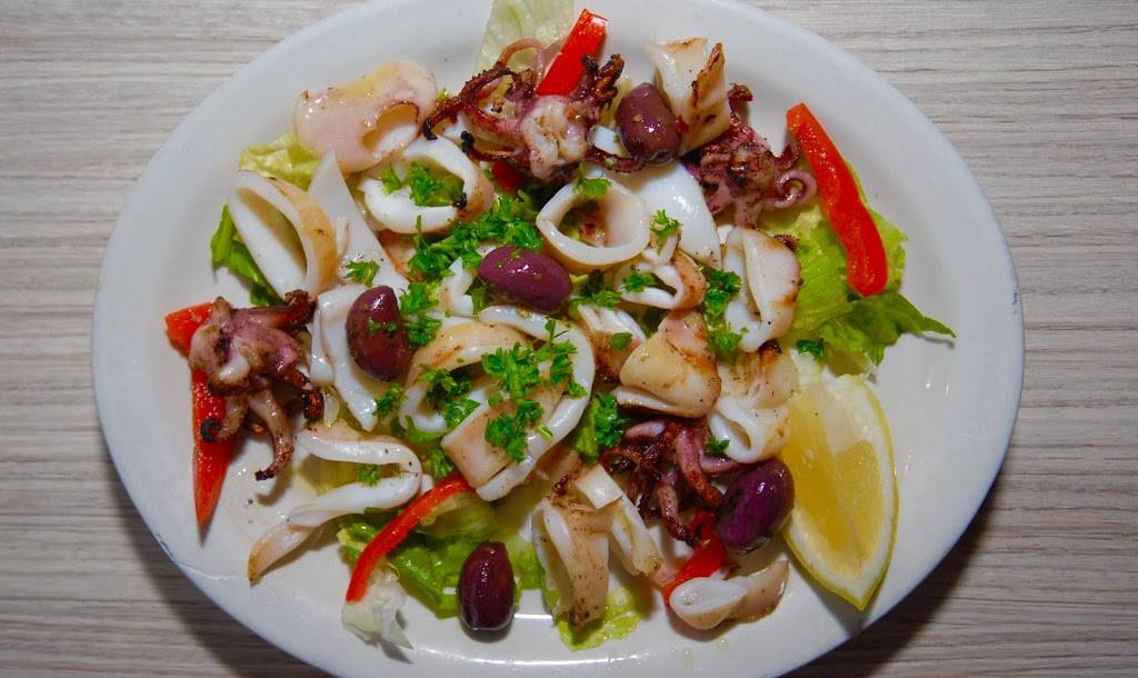 La Cabane | restaurant | 3872 Boul St-Laurent, Montréal, QC H2W 1Y2, Canada | 5148437283 OR +1 514-843-7283