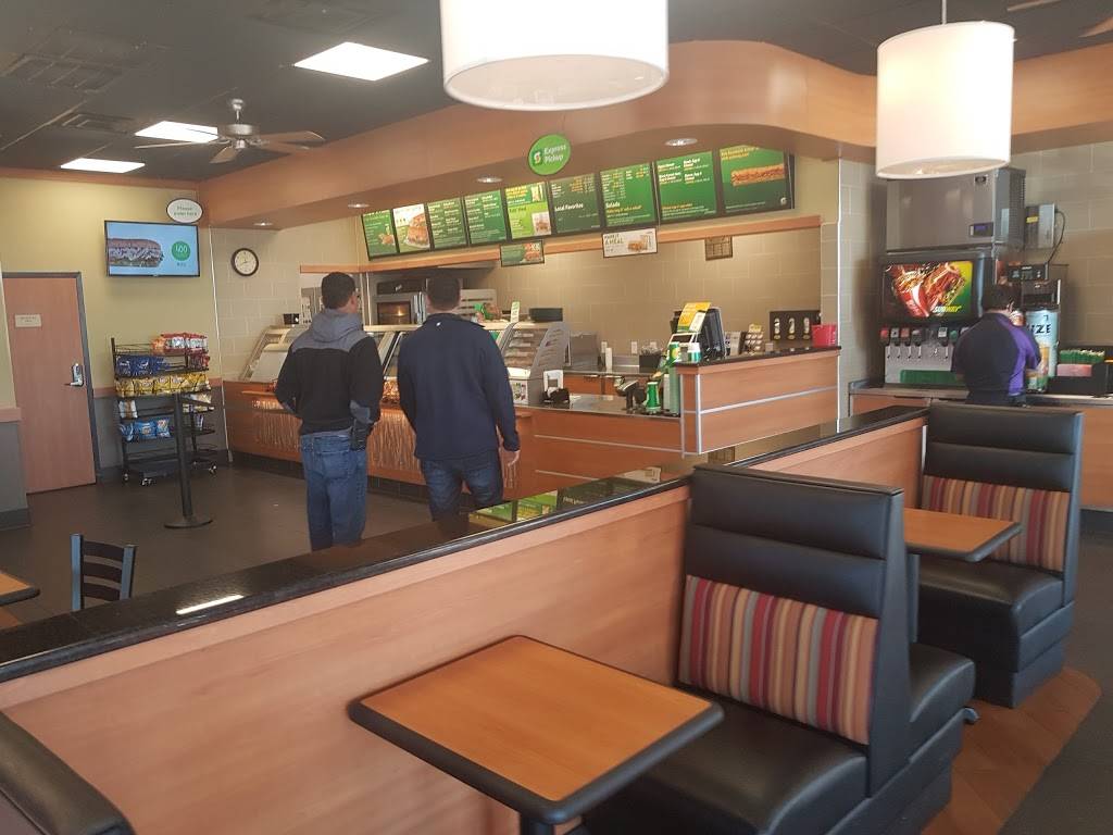 Subway | restaurant | 6009 Cypress Gardens Blvd, Winter Haven, FL 33884, USA | 8633258283 OR +1 863-325-8283