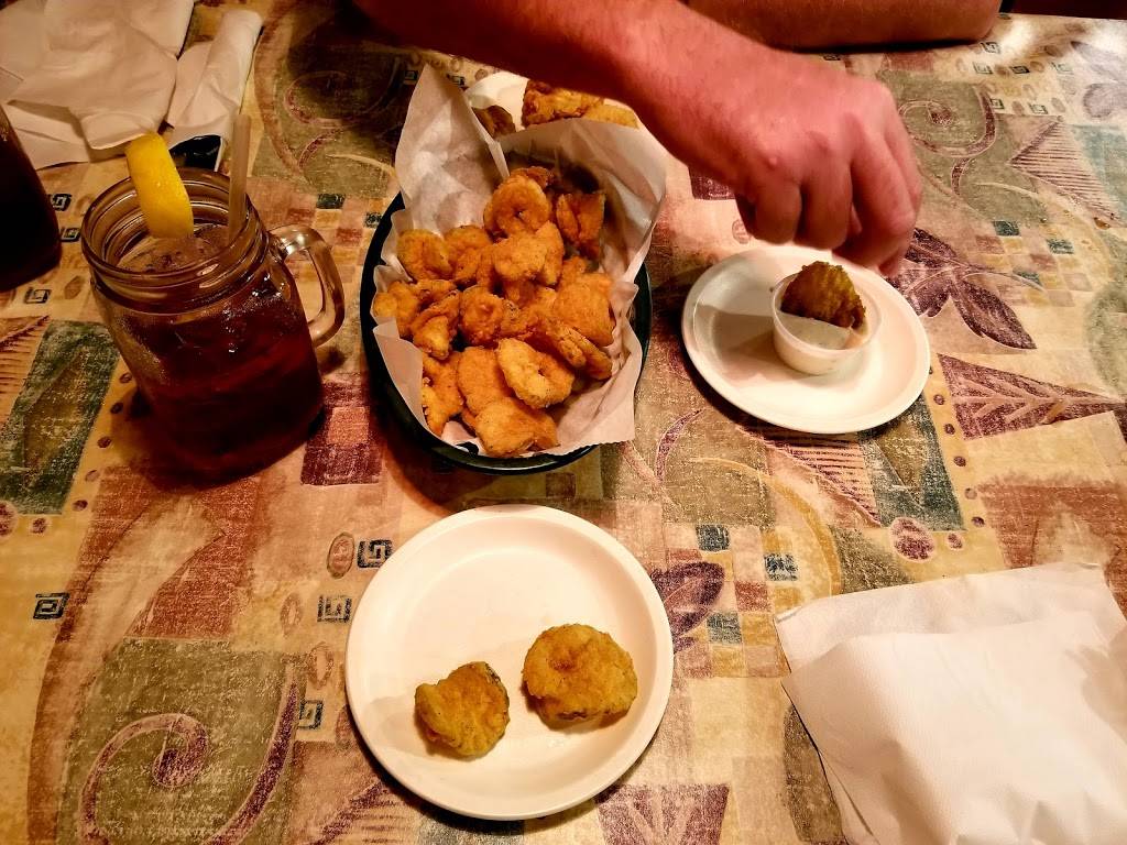 The Catfish Place | restaurant | 311 S Forest Ave, Apopka, FL 32703, USA | 4078897980 OR +1 407-889-7980